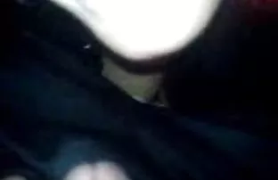 XXX મજબૂત વ્યક્તિ Fucks બે beauties વારા લો