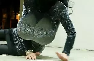 XXX હોટ છોકરી હસ્તમૈથુનનો સામે સંતોષ માણસ