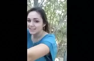 XXX નસીબદાર વ્યક્તિ હાર્ડ Fucks વાદળી ડોળાવાળું સોનેરી વાળ વાળી