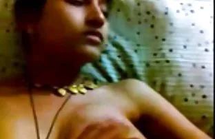 XXX મૂળ પુખ્ત કાકી fucked ભત્રીજા માં ક્રેક