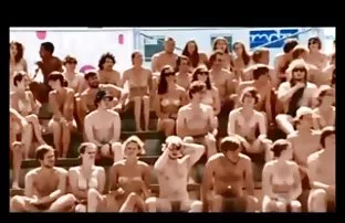 XXX તળેલી પર એક મોટી boner મોટા બોબલા વાળી મહિલા સુંદરતા