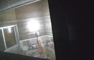 XXX બાલ્ડ સાથે એક મોટી ગાંડ fucked પુખ્ત કાળી લખાણ