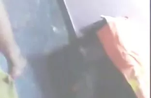 XXX કૂતરી pleasuring પોતાની સાથે રબર ટોટી