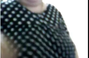 XXX સેક્સ પર આ નદી સાથે એક આહ ભરવી હોટી