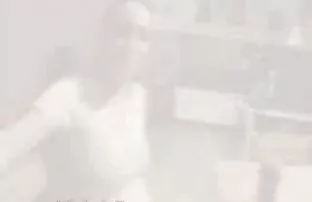 XXX સ્નાયુબદ્ધ વરણાગિયું માણસ મૂર્ખ fucked મીઠી સુંદરતા