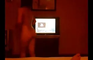 XXX સતત માથા fucked ટેબલ પર ખૂબસૂરત સચિવ